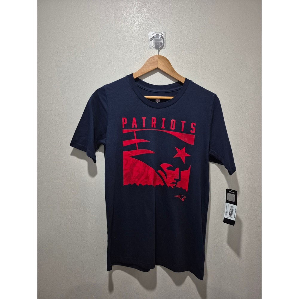 NFL New England Patriots T-Shirt Boys‎ Youth Graphic Tee Navy Red Size L